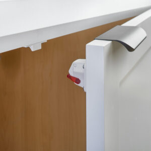 Serrure de porte pour loquet Tot-Lok Rev-A-Shelf